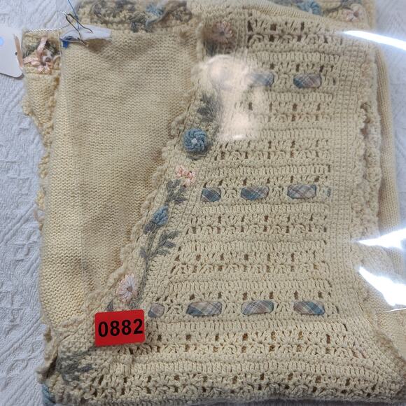 Vintage Yellow crochet open knit sweater vest floral women's grandmacore retro - Picture 7 of 7